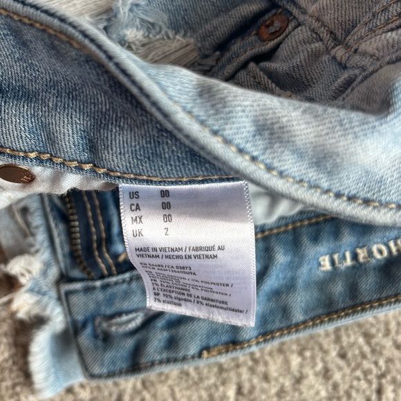 jean shorts size 00 - Picture 3 of 4